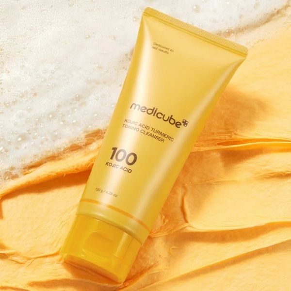 MEDICUBE Kojic Acid Turmeric Toning Cleanser 120g - Imagen 3