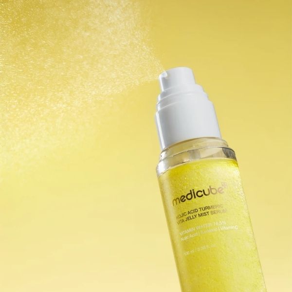 MEDICUBE Kojic Acid Turmeric Vita Jelly Mist Serum 100ml - Imagen 3